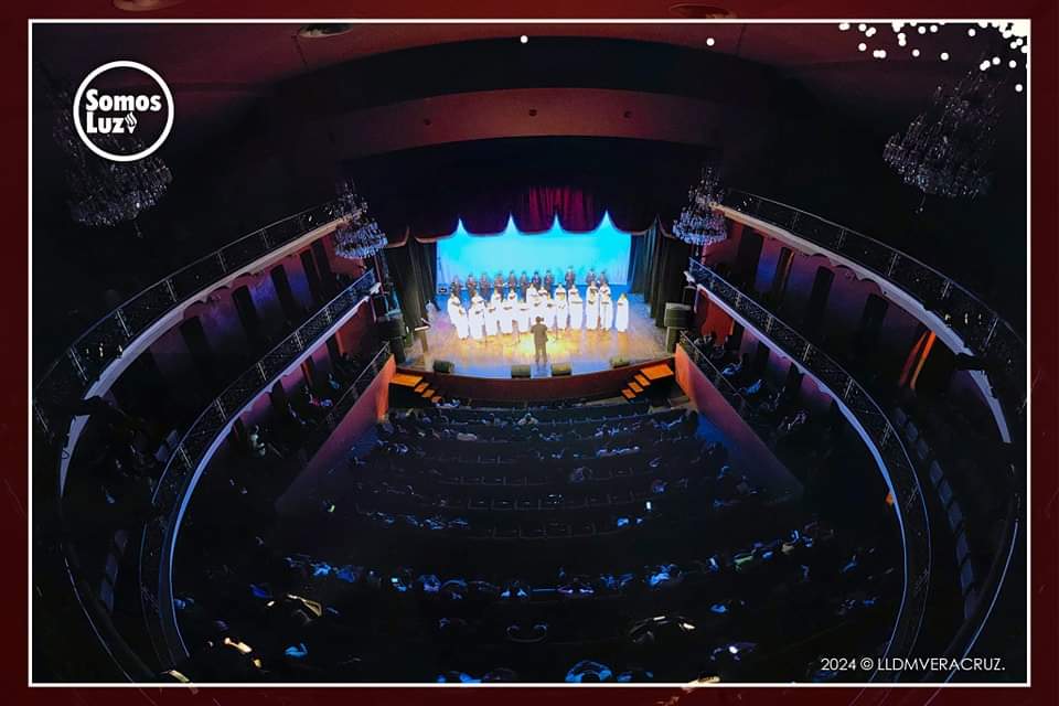Voces unidas por la Paz, en el teatro Pedro&nbsp;Díaz.